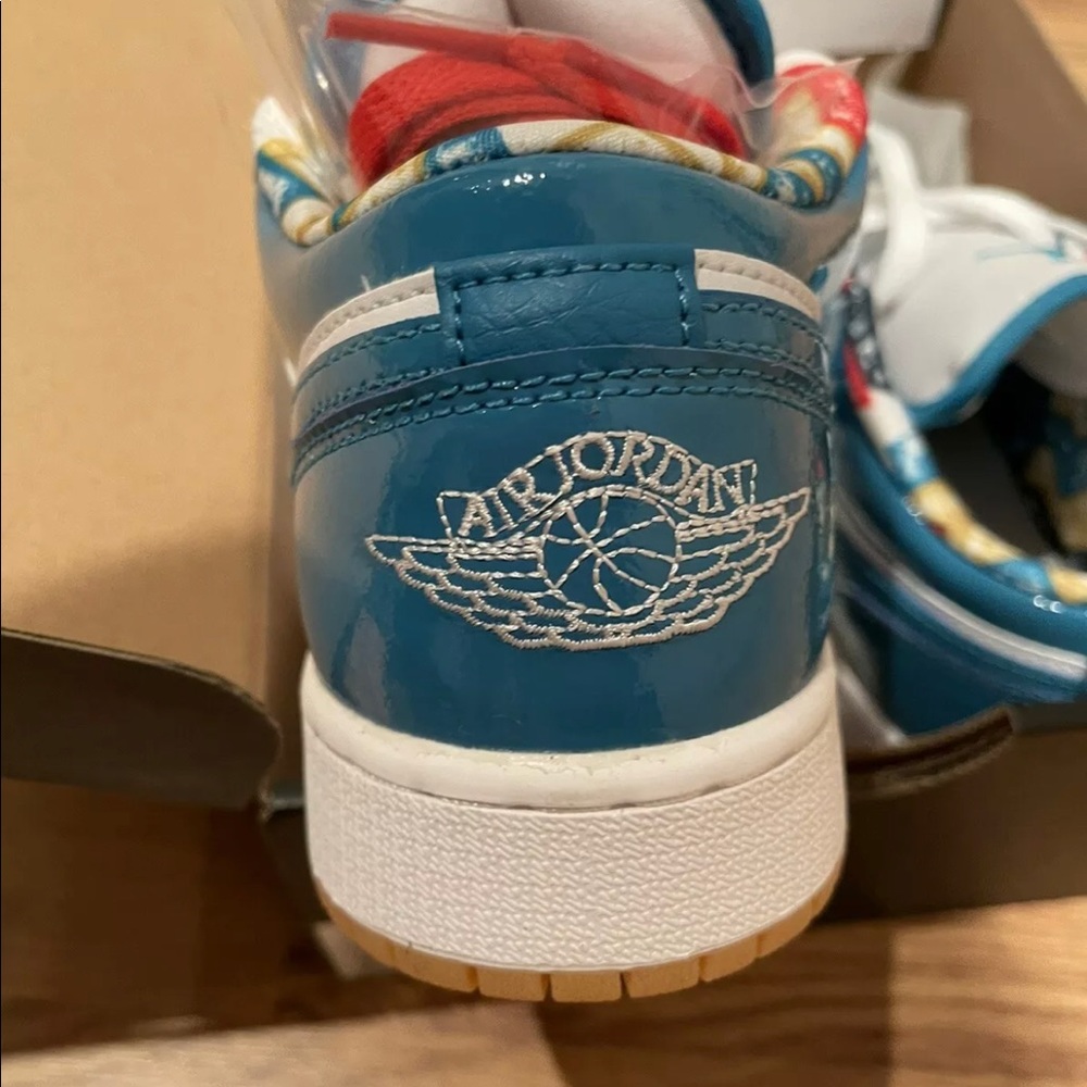 NWT Jordan 1 Low SE - Picture 6 of 9